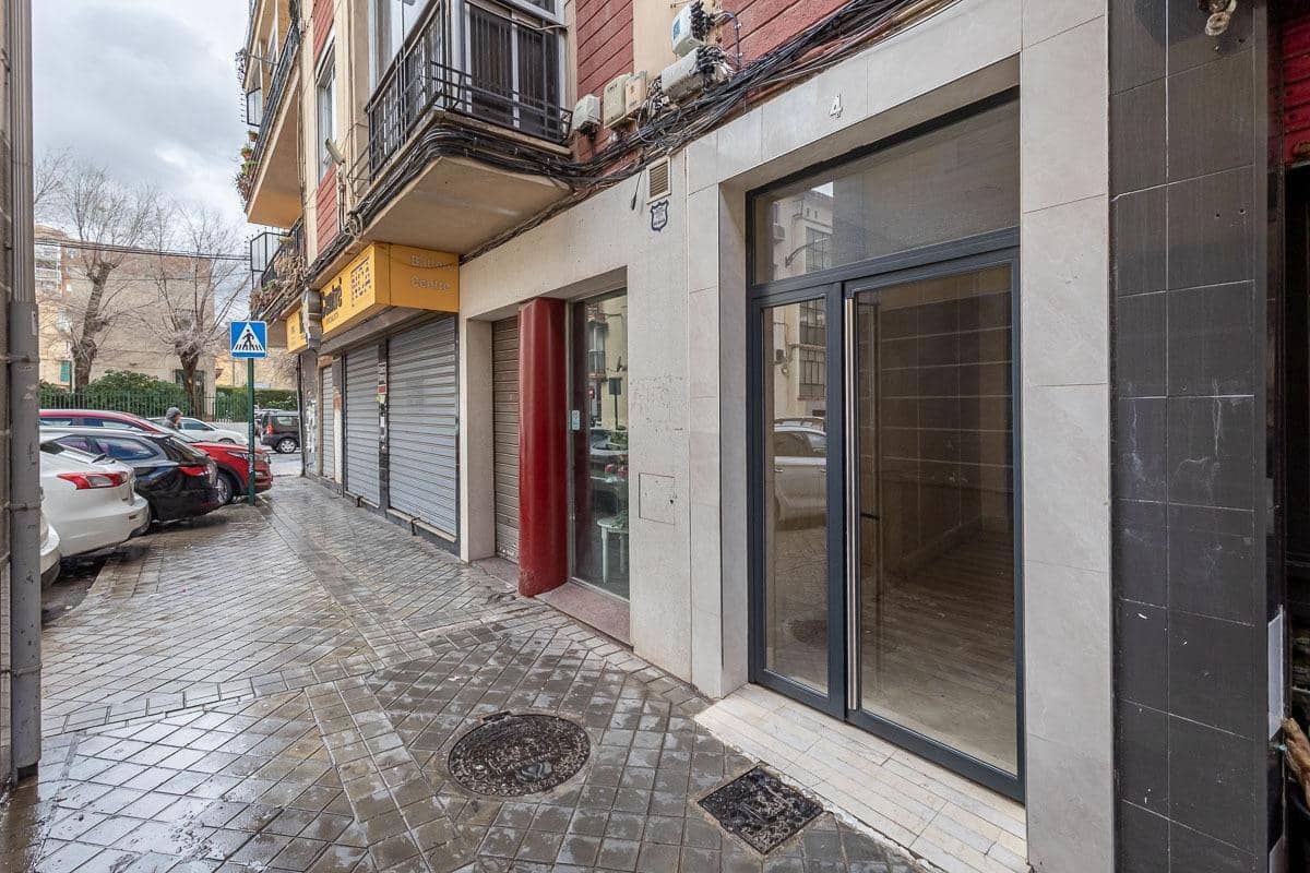 3 bedroom Flat for sale in Granada city - € 154,900 (Ref: 9611513)