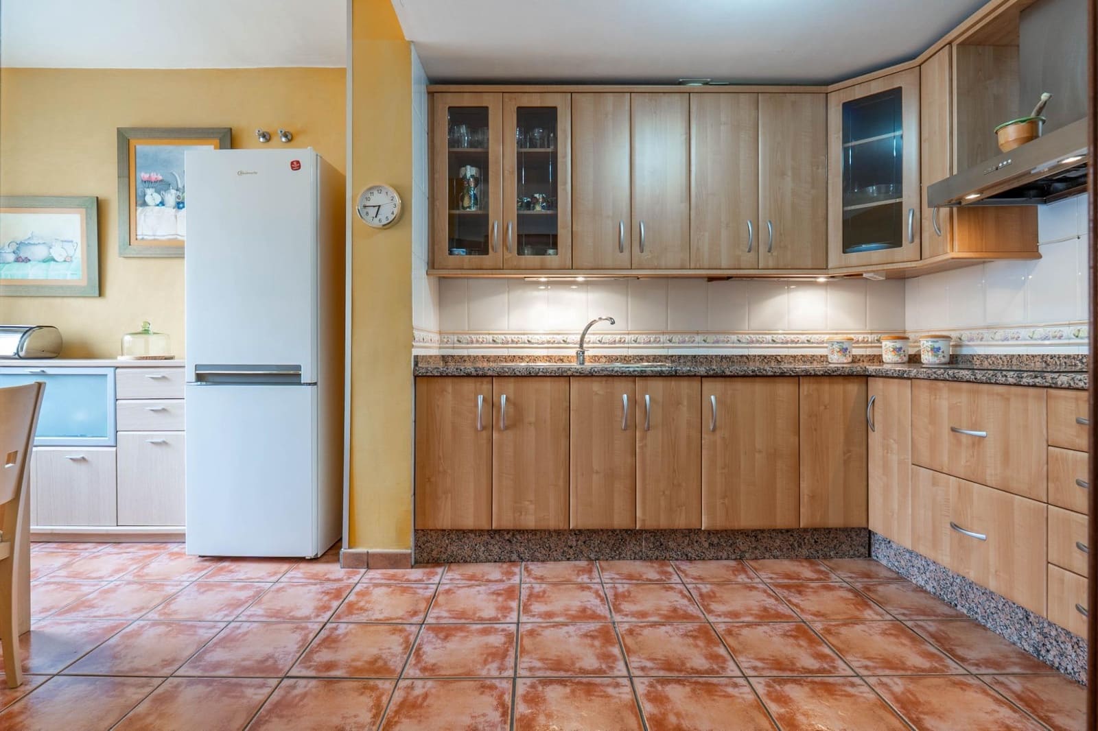 Adosado de 3 habitaciones en Granada ciudad en venta con piscina garaje - 282.000 € (Ref: 9625540)