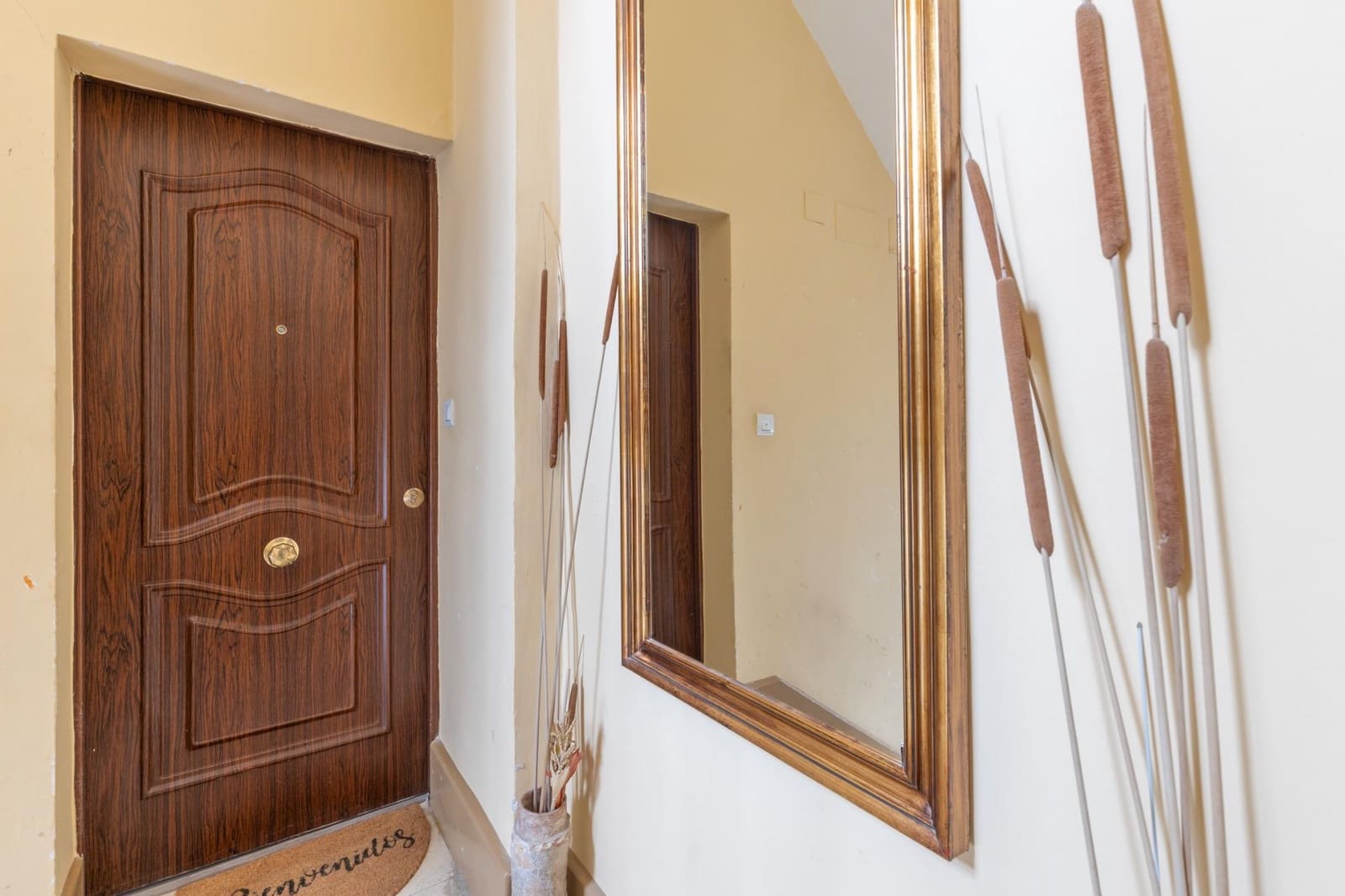 Piso de 2 habitaciones en Granada ciudad en venta - 239.000 € (Ref: 9625541)