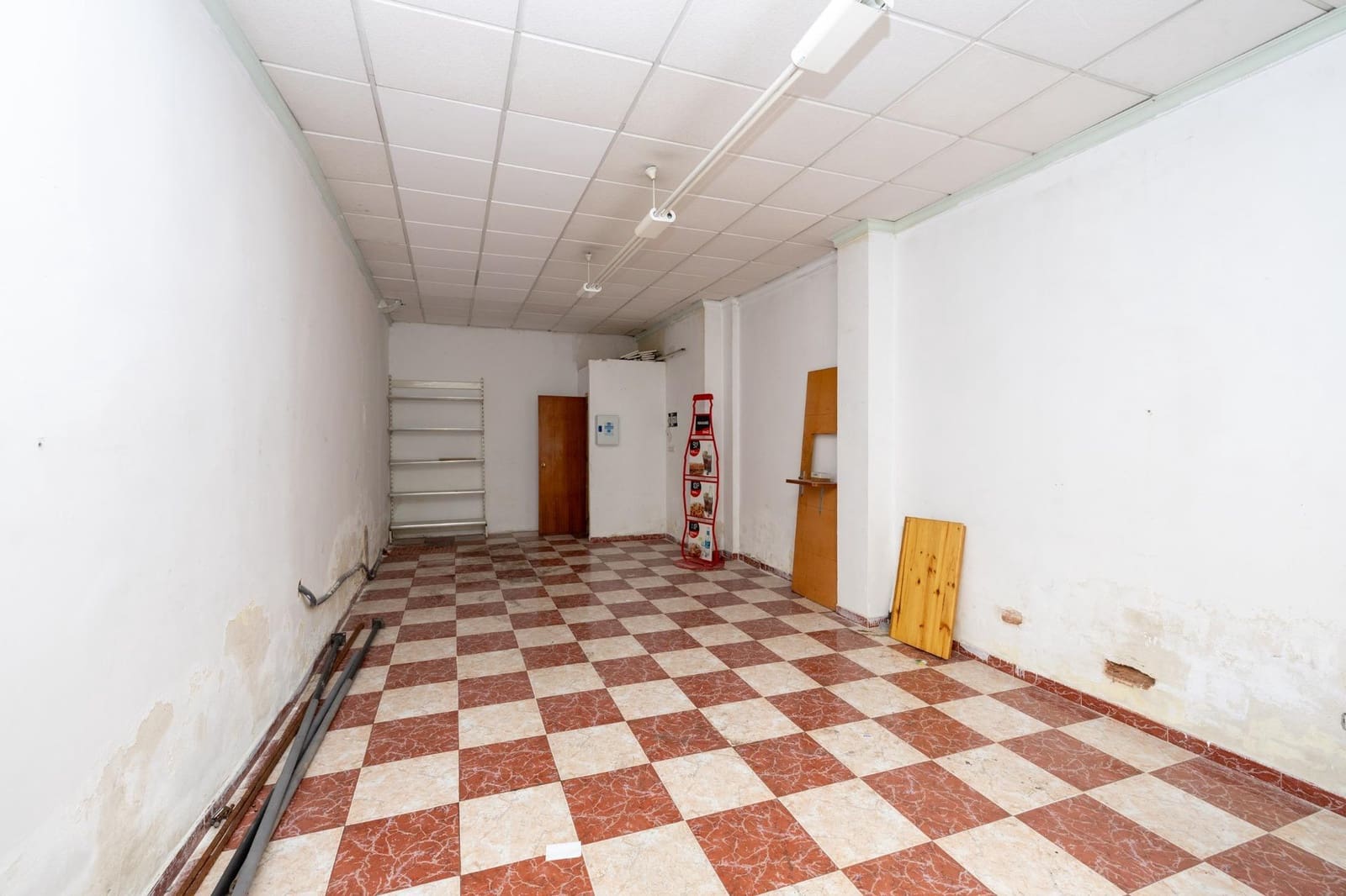 Yritys myytävänä paikassa Maracena - 280 000 € (Ref: 9625542)