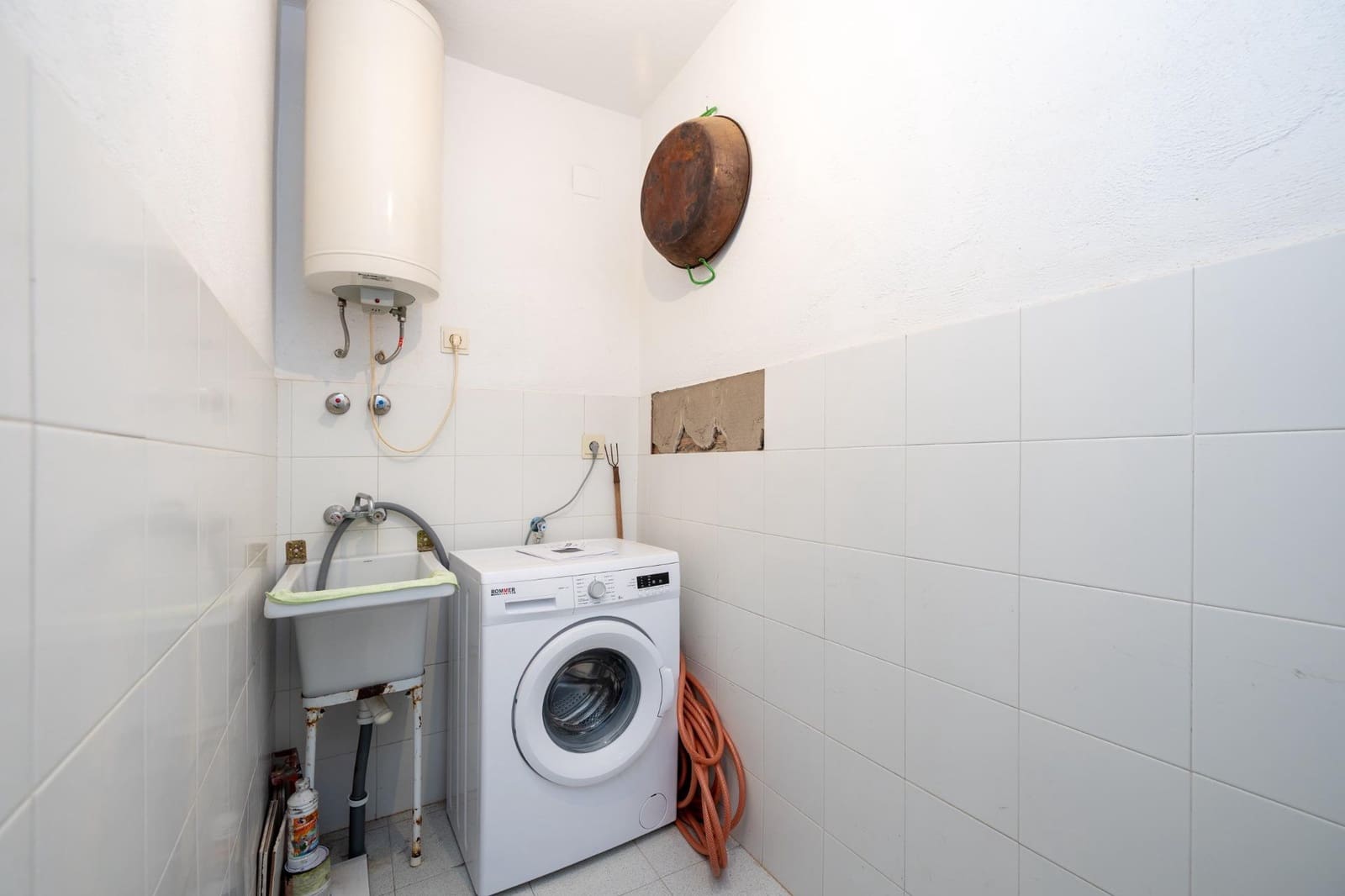 3 bedroom Flat for sale in Castell de Ferro - € 170,000 (Ref: 9625544)