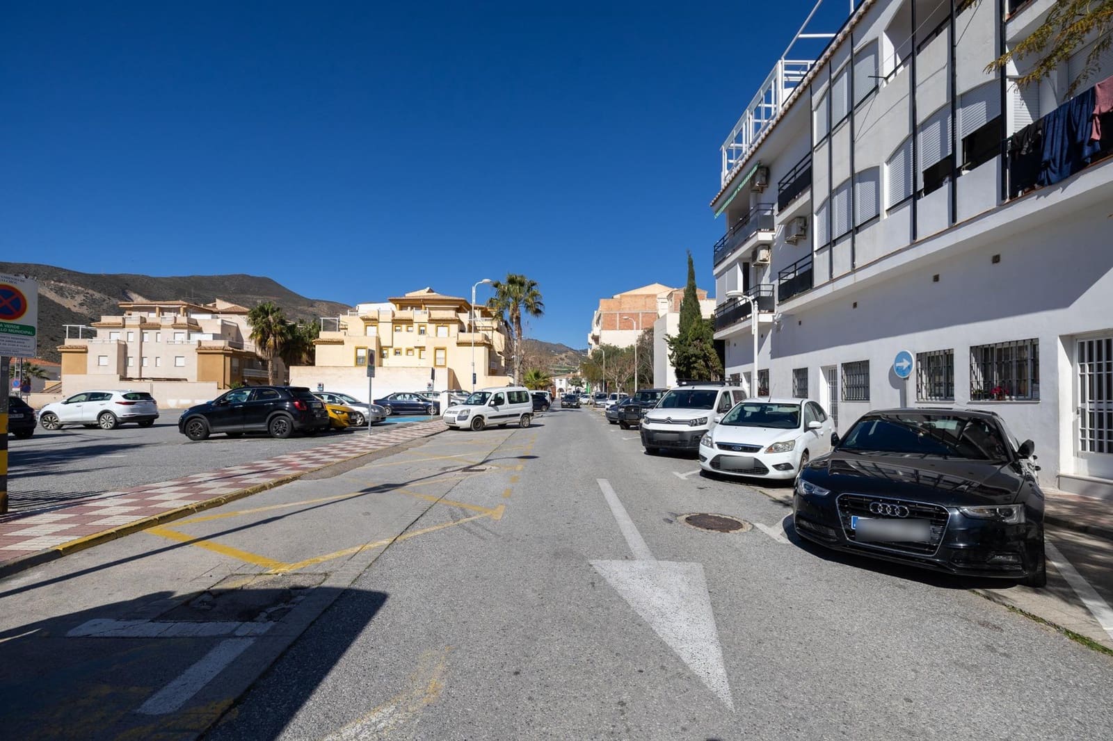 3 bedroom Flat for sale in Castell de Ferro - € 170,000 (Ref: 9625544)