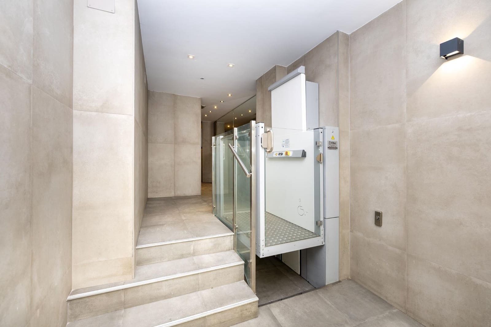 2 soveværelse Lejlighed til salg i Granada by - € 310.000 (Ref: 9625545)