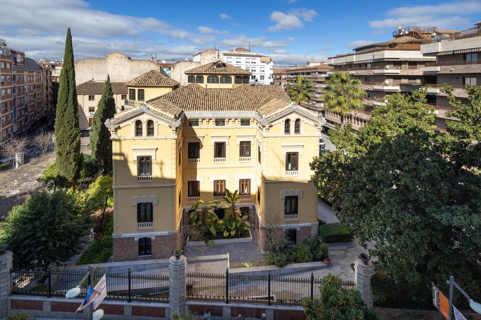 2 soveværelse Lejlighed til salg i Granada by - € 310.000 (Ref: 9625545)