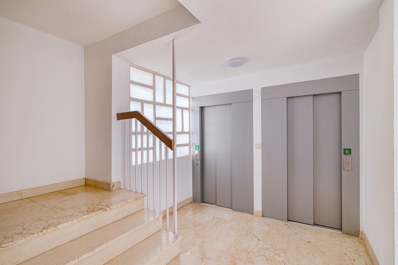 2 soveværelse Penthouse til salg i Granada by - € 359.900 (Ref: 9625546)