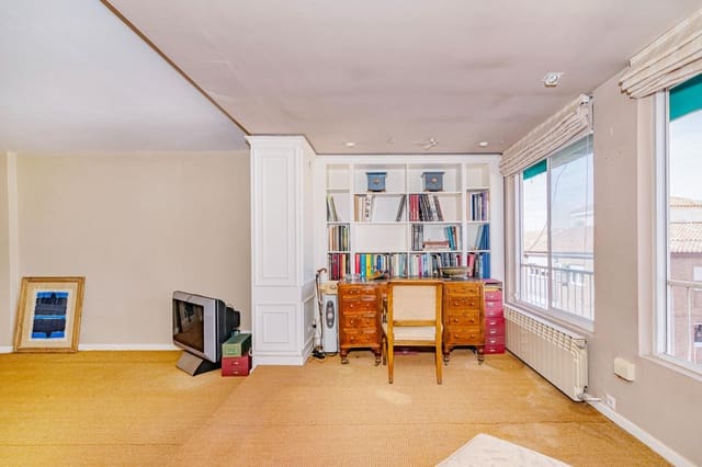 2 soveværelse Penthouse til salg i Centro - Sagrario, Granada by - € 359.900 (Ref: 9625546)