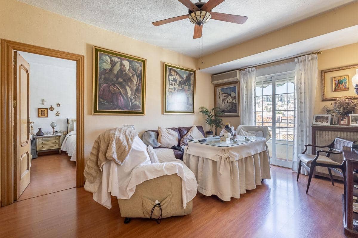 Piso de 3 habitaciones en Granada ciudad en venta - 420.000 € (Ref: 9625547)