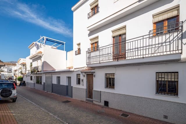 8 soveværelse Byhus til salg i Salobreña - € 235.000 (Ref: 9625548)