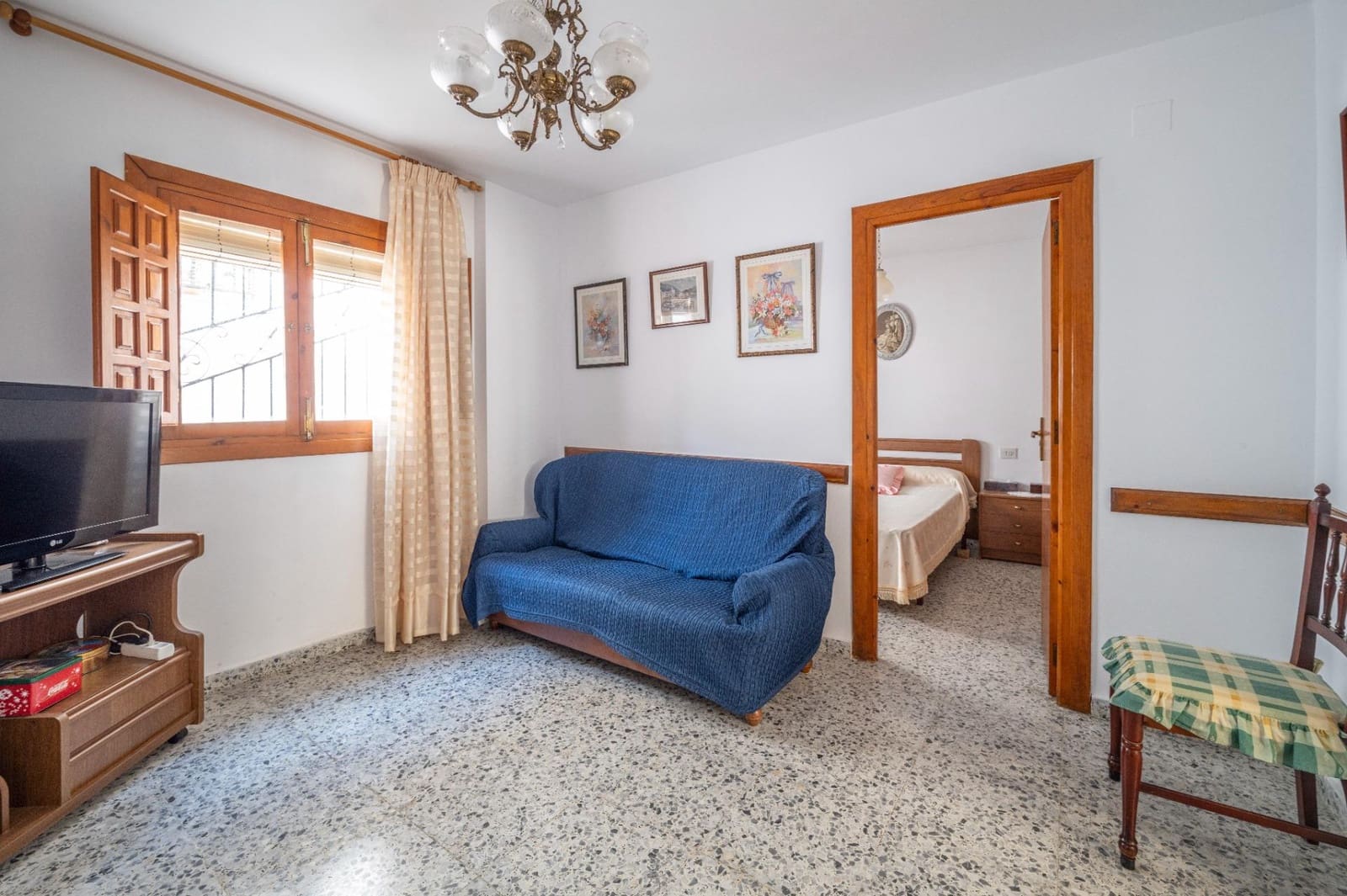 8 soveværelse Byhus til salg i Salobrena - € 235.000 (Ref: 9625548)