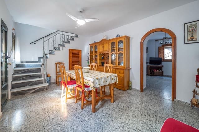 8 soveværelse Byhus til salg i Salobreña - € 235.000 (Ref: 9625548)