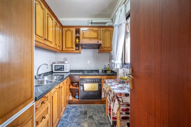 8 soveværelse Byhus til salg i Salobreña - € 235.000 (Ref: 9625548)