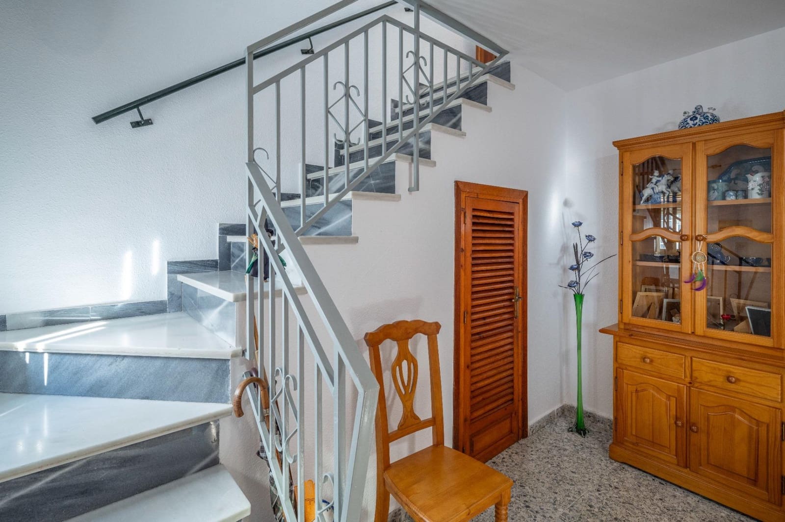 8 soveværelse Byhus til salg i Salobrena - € 235.000 (Ref: 9625548)