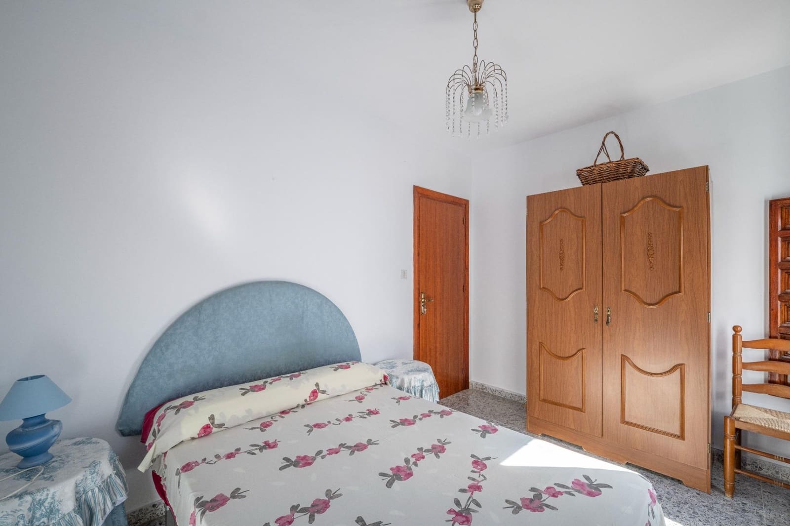 8 soveværelse Byhus til salg i Salobrena - € 235.000 (Ref: 9625548)