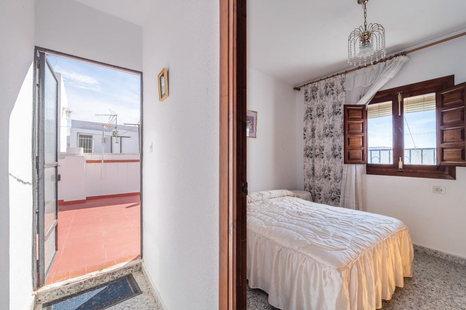 8 soveværelse Byhus til salg i Salobrena - € 235.000 (Ref: 9625548)