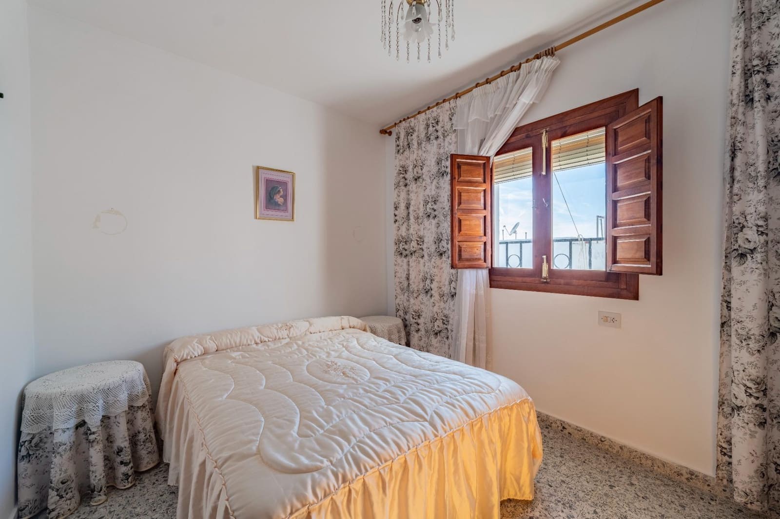 8 soveværelse Byhus til salg i Salobrena - € 235.000 (Ref: 9625548)