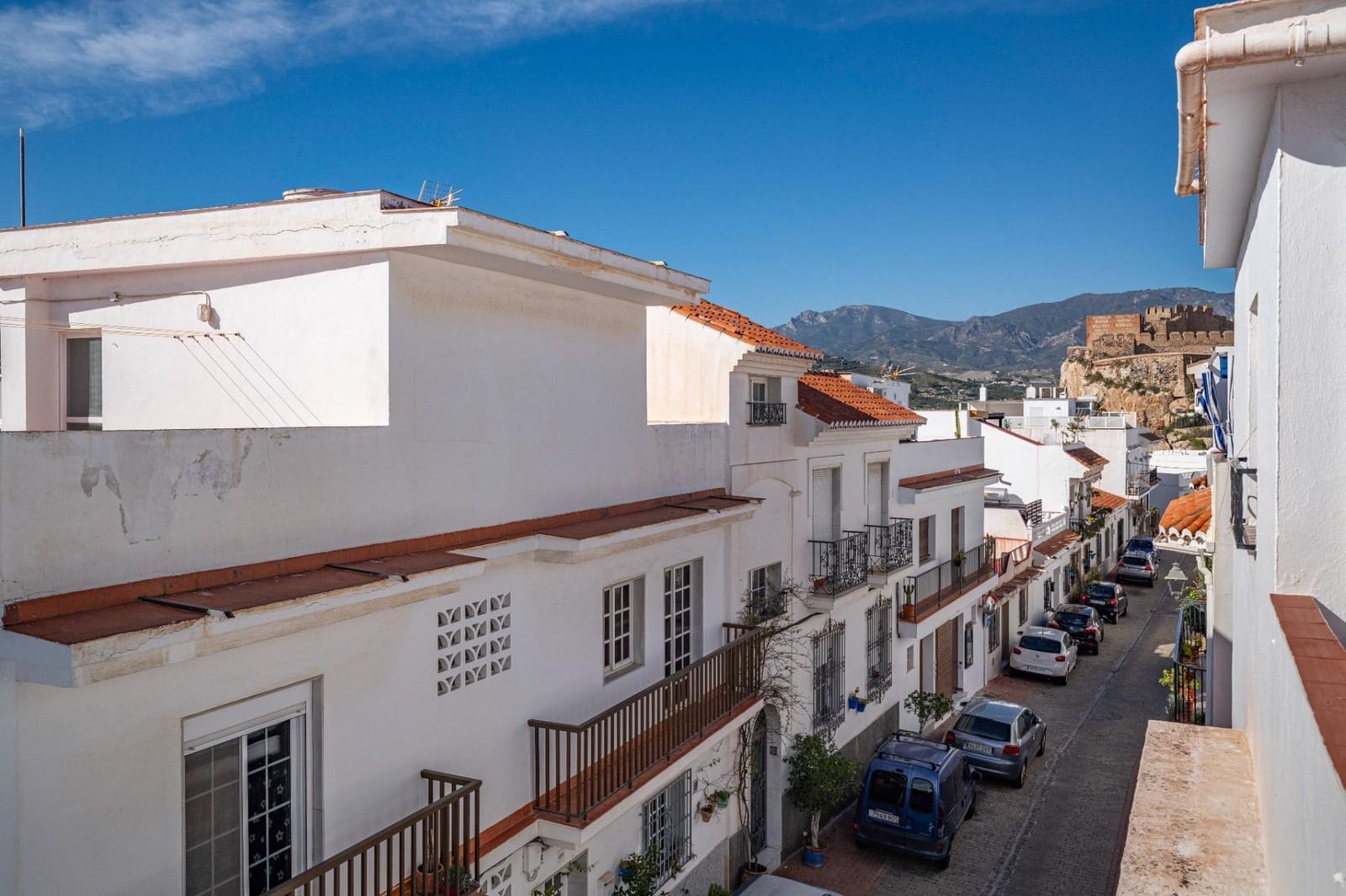 8 soveværelse Byhus til salg i Salobrena - € 235.000 (Ref: 9625548)