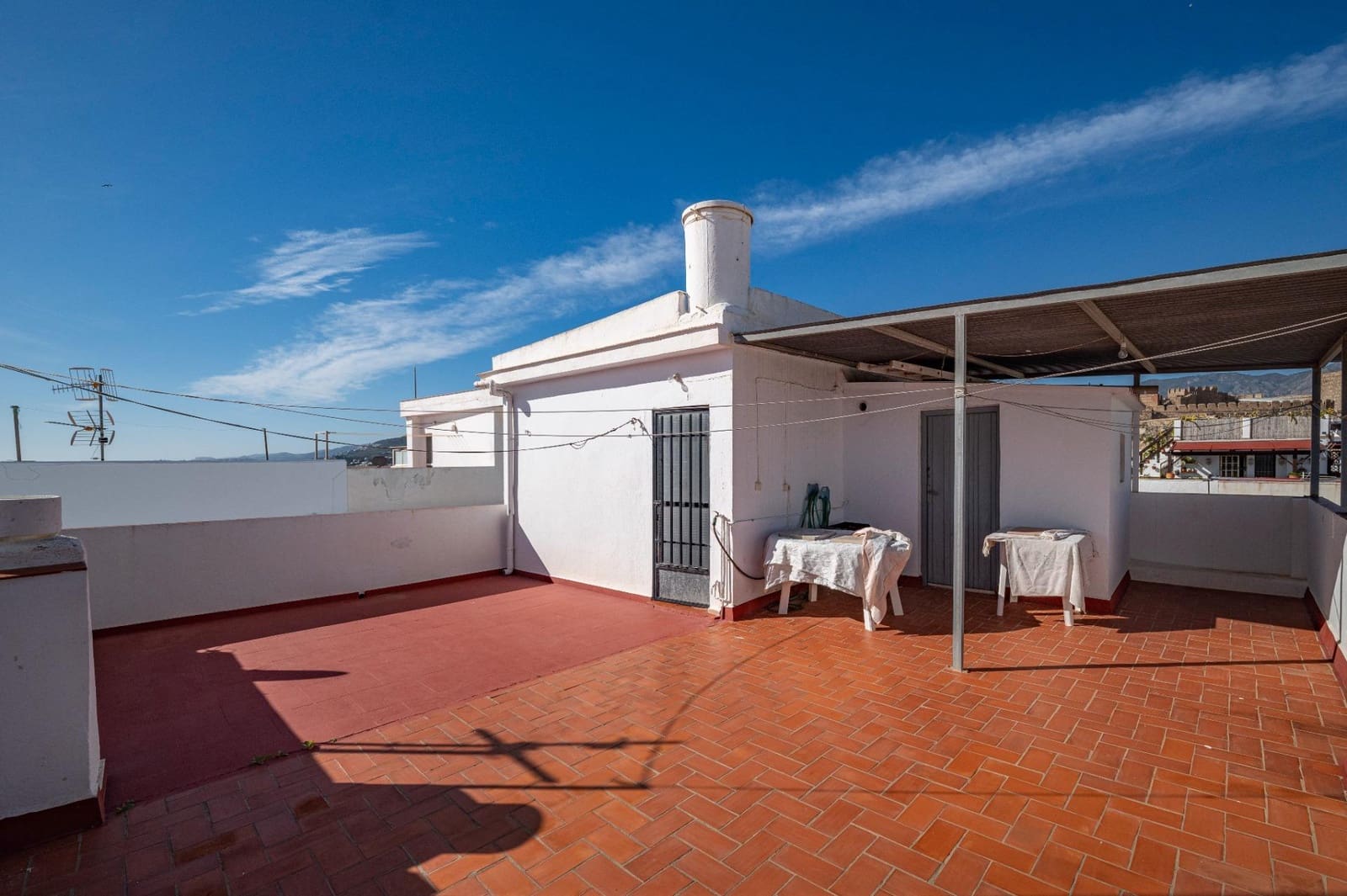 8 soveværelse Byhus til salg i Salobrena - € 235.000 (Ref: 9625548)