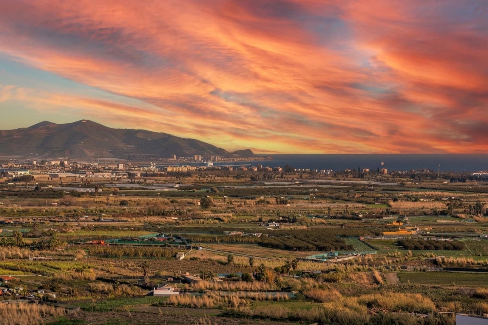 8 soveværelse Byhus til salg i Salobrena - € 235.000 (Ref: 9625548)