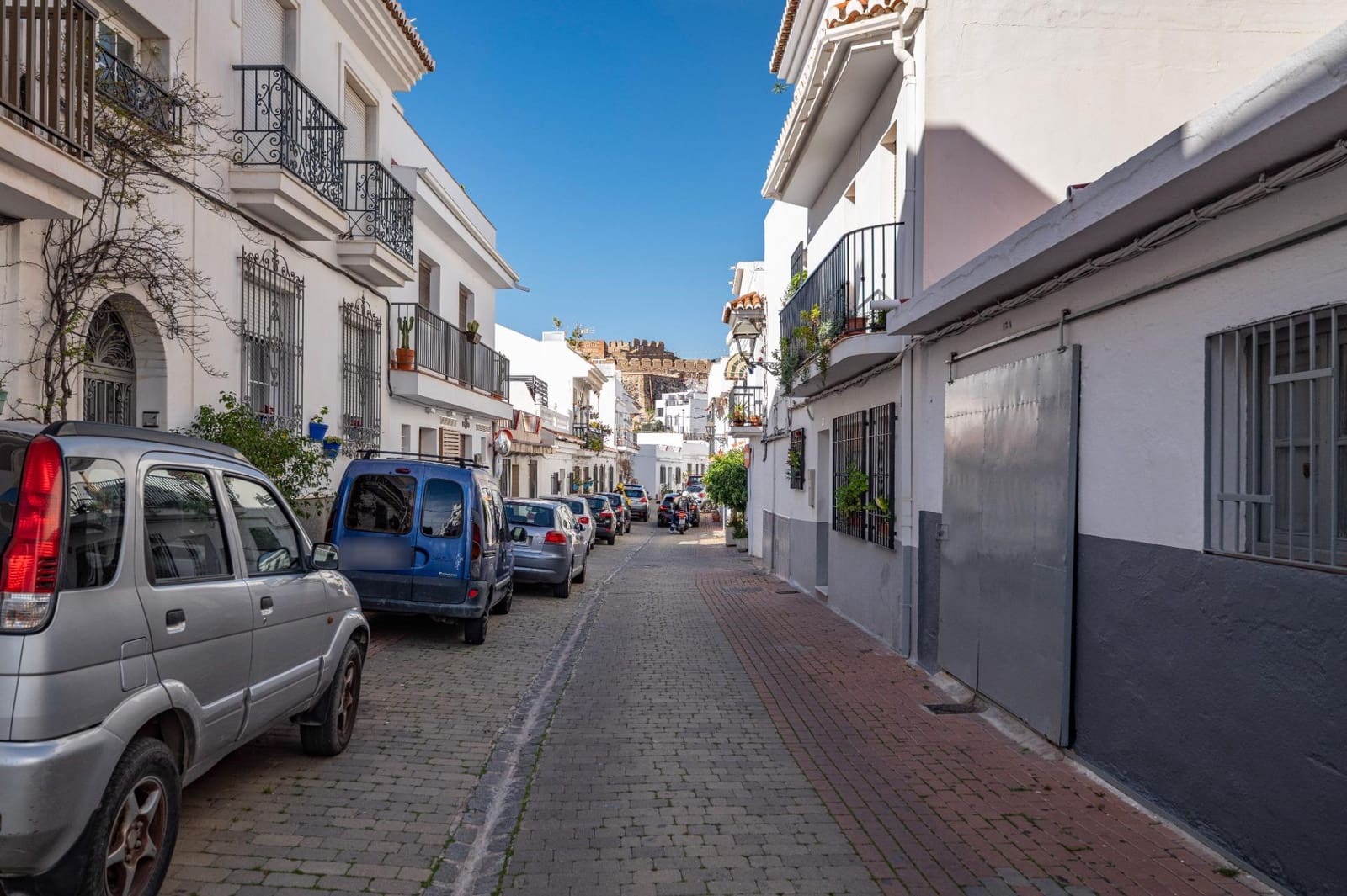 8 soveværelse Byhus til salg i Salobrena - € 235.000 (Ref: 9625548)