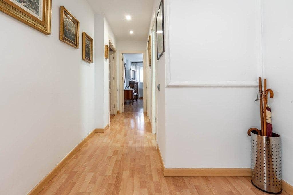 4 bedroom Penthouse for sale in Granada city - € 439,000 (Ref: 9627469)