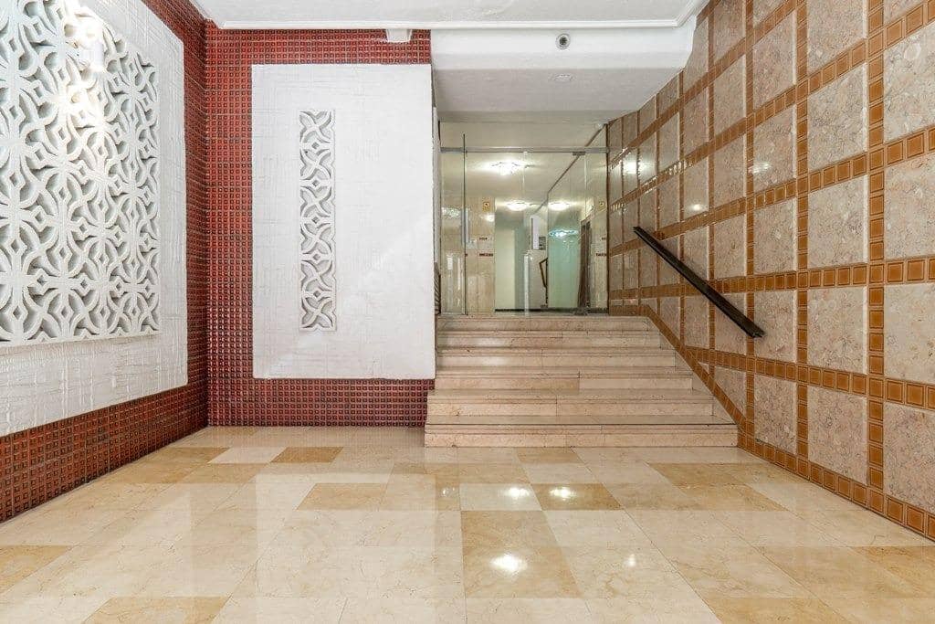 4 bedroom Penthouse for sale in Granada city - € 439,000 (Ref: 9627469)