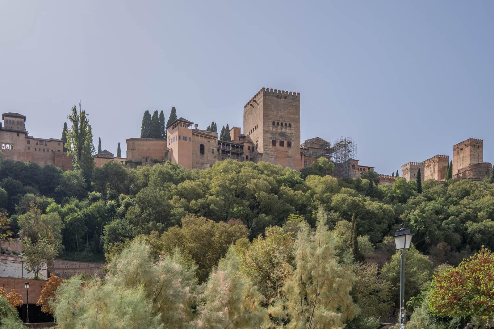2 slaapkamer Rijtjeshuis te koop in Granada stad - € 210.000 (Ref: 9627470)