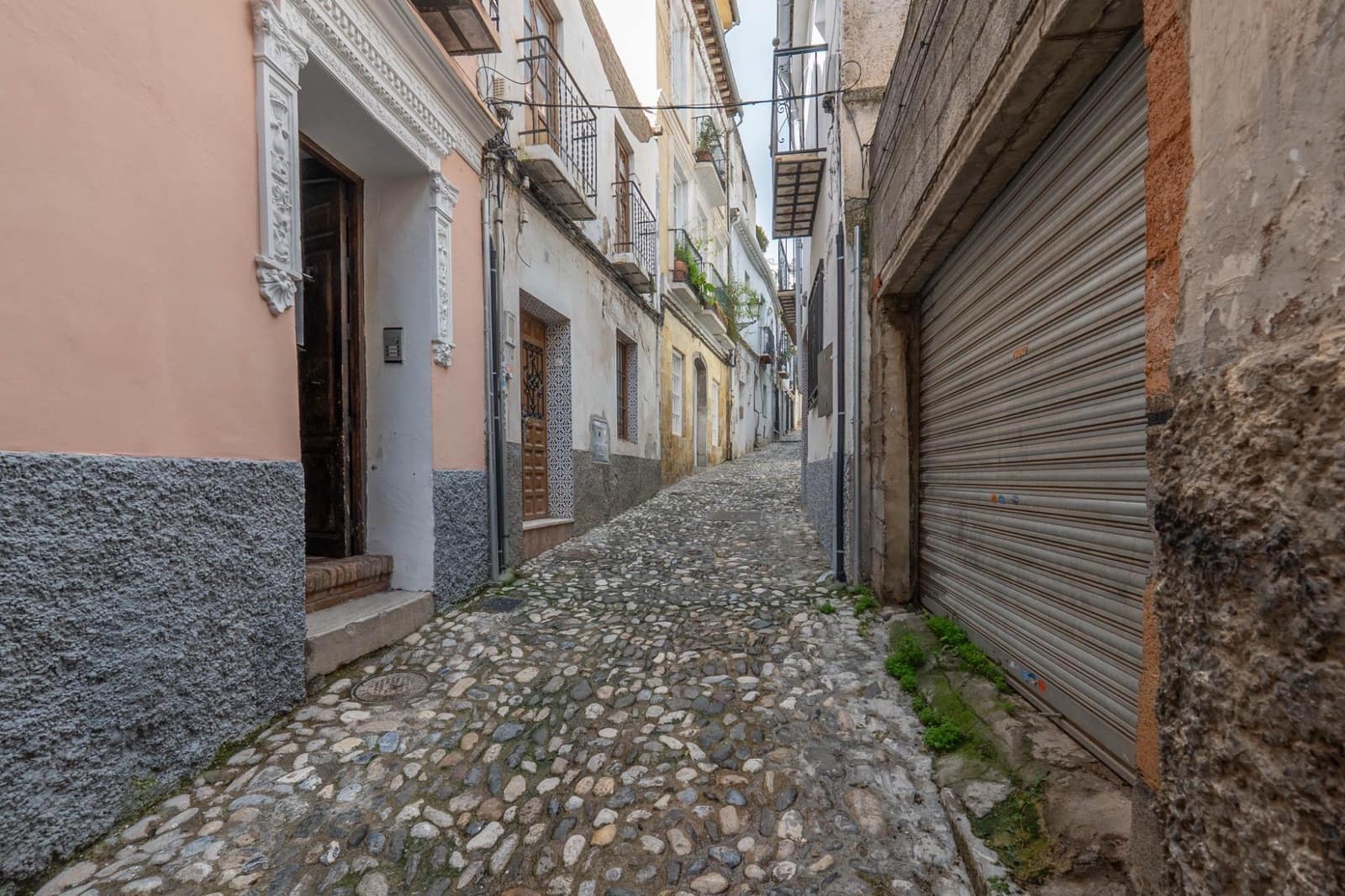 2 slaapkamer Rijtjeshuis te koop in Granada stad - € 210.000 (Ref: 9627470)