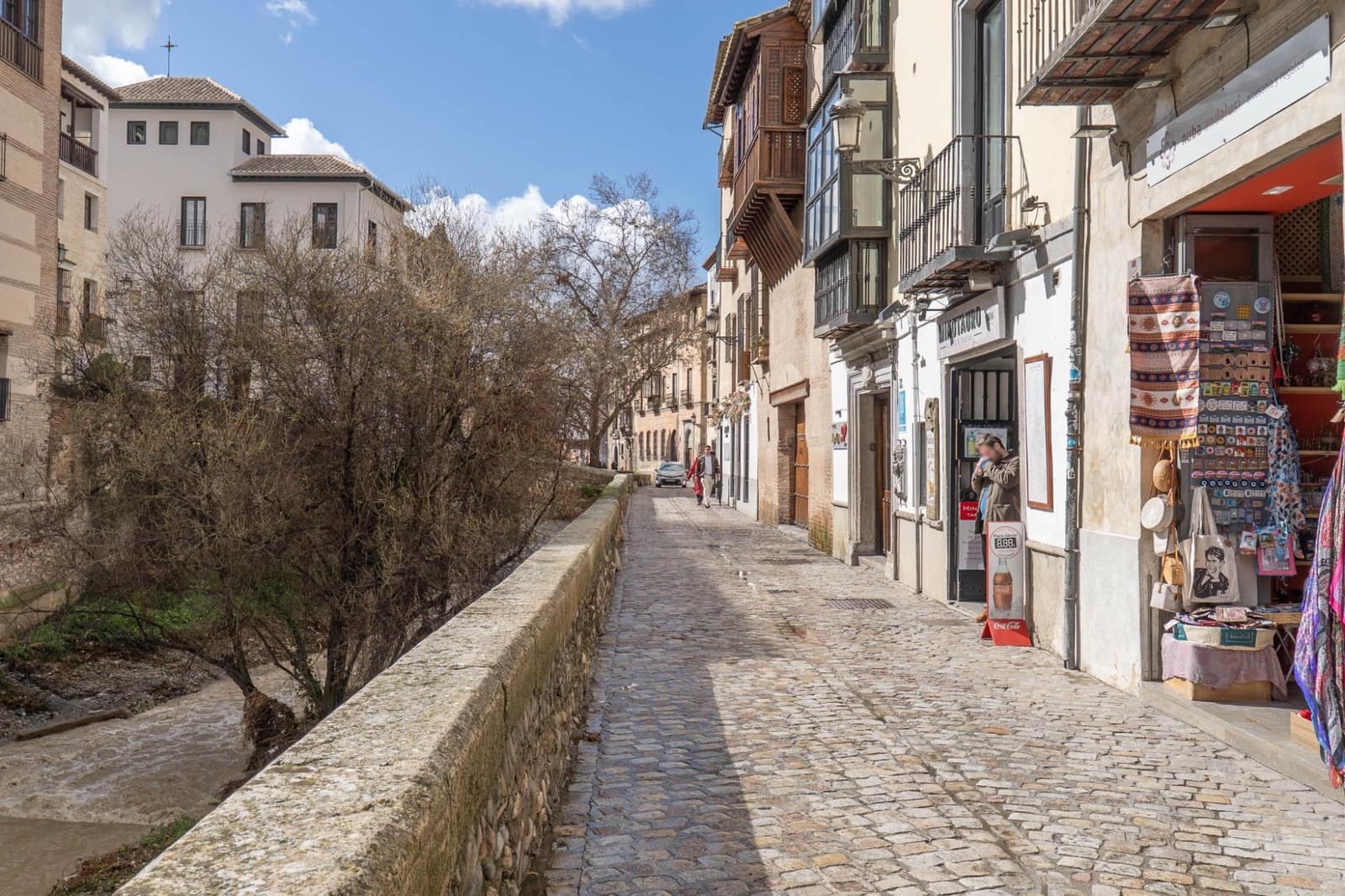 2 slaapkamer Rijtjeshuis te koop in Granada stad - € 210.000 (Ref: 9627470)