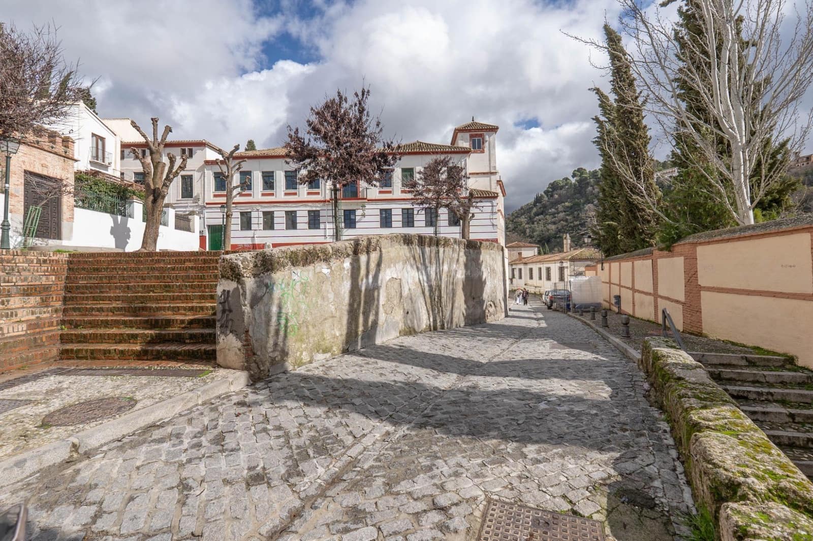 2 slaapkamer Rijtjeshuis te koop in Granada stad - € 210.000 (Ref: 9627470)