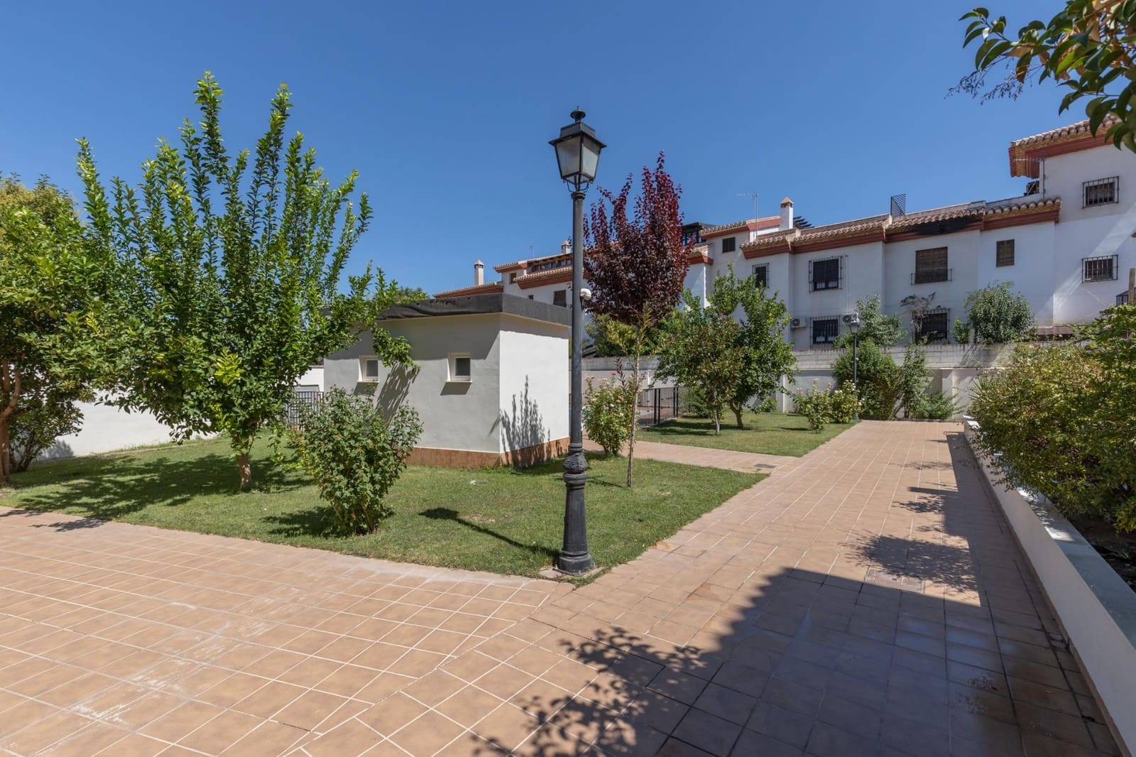 2 camera da letto Appartamento in vendita in La Zubia con piscina - 160.000 € (Rif: 9627472)