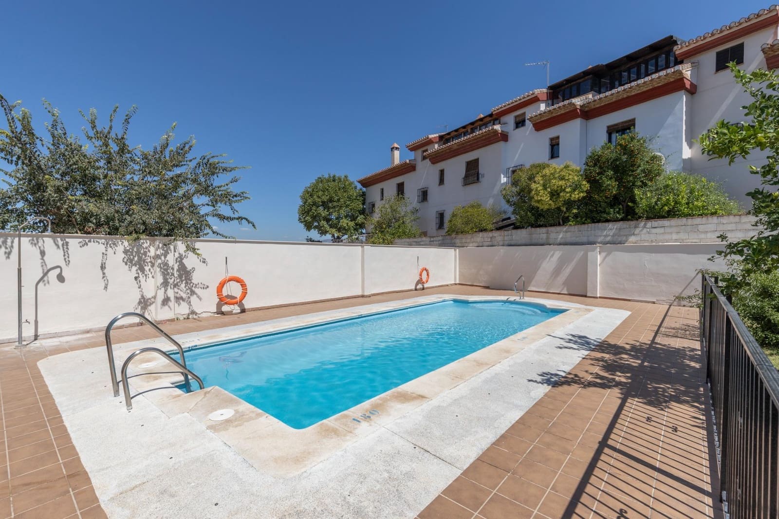 2 camera da letto Appartamento in vendita in La Zubia con piscina - 160.000 € (Rif: 9627472)