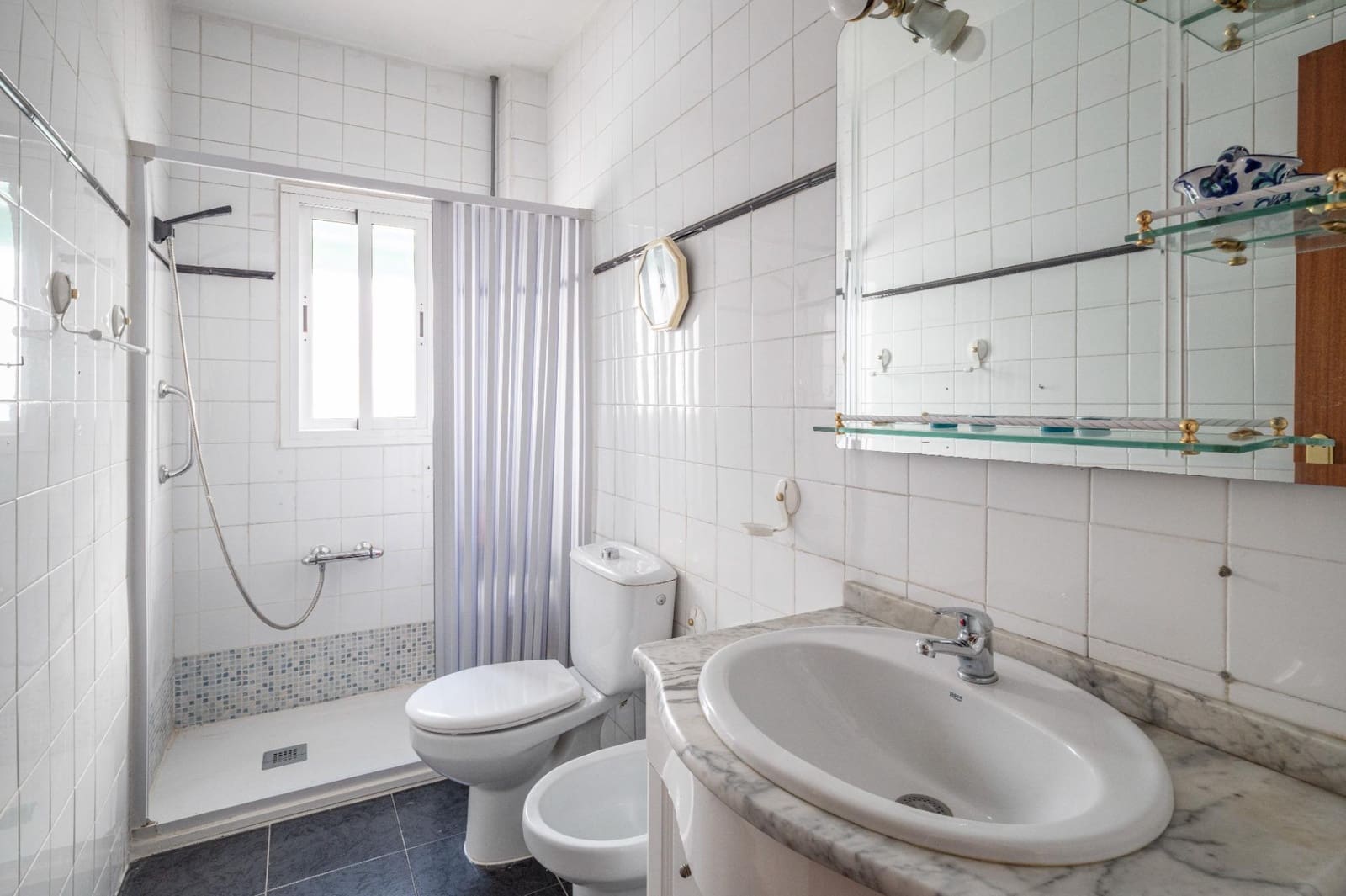 3 soverom Leilighet til salgs i Granada by - € 208 000 (Ref: 9629943)