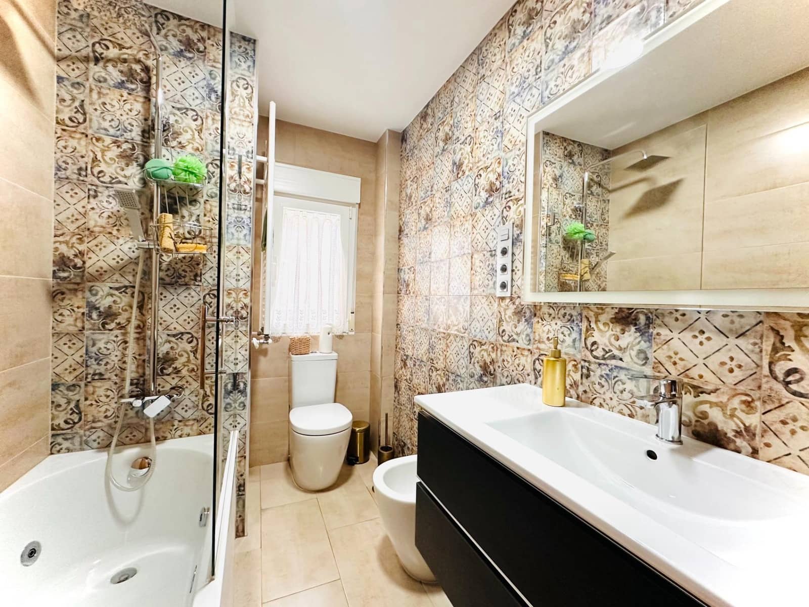 3 soverom Leilighet til salgs i Granada by med garasje - € 395 000 (Ref: 9634225)