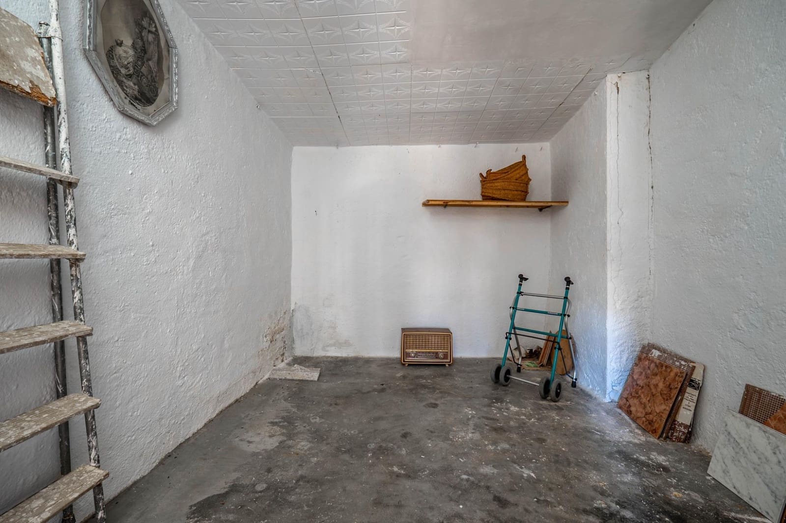 5 soverom Finca/Herregård til salgs i Albunuelas - € 82 000 (Ref: 9634230)