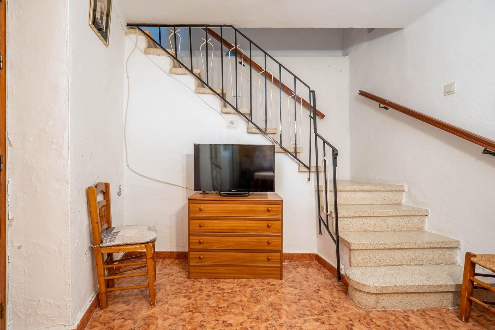 5 soverom Finca/Herregård til salgs i Albunuelas - € 82 000 (Ref: 9634230)