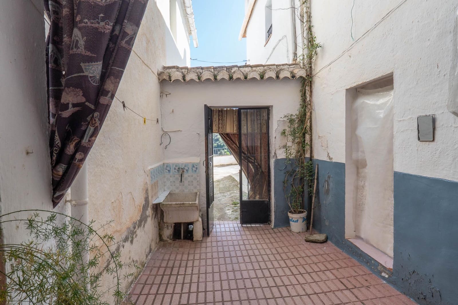 5 soverom Finca/Herregård til salgs i Albunuelas - € 82 000 (Ref: 9634230)