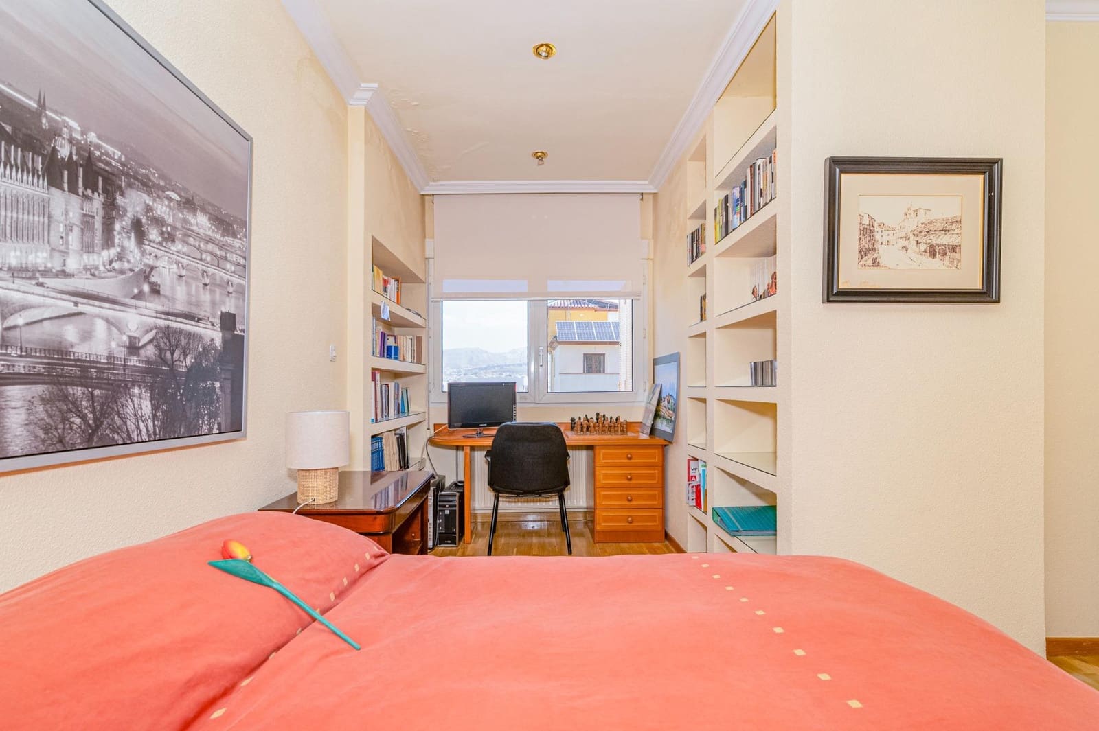 Chalet de 6 habitaciones en Gójar en venta con garaje - 480.000 € (Ref: 9644992)