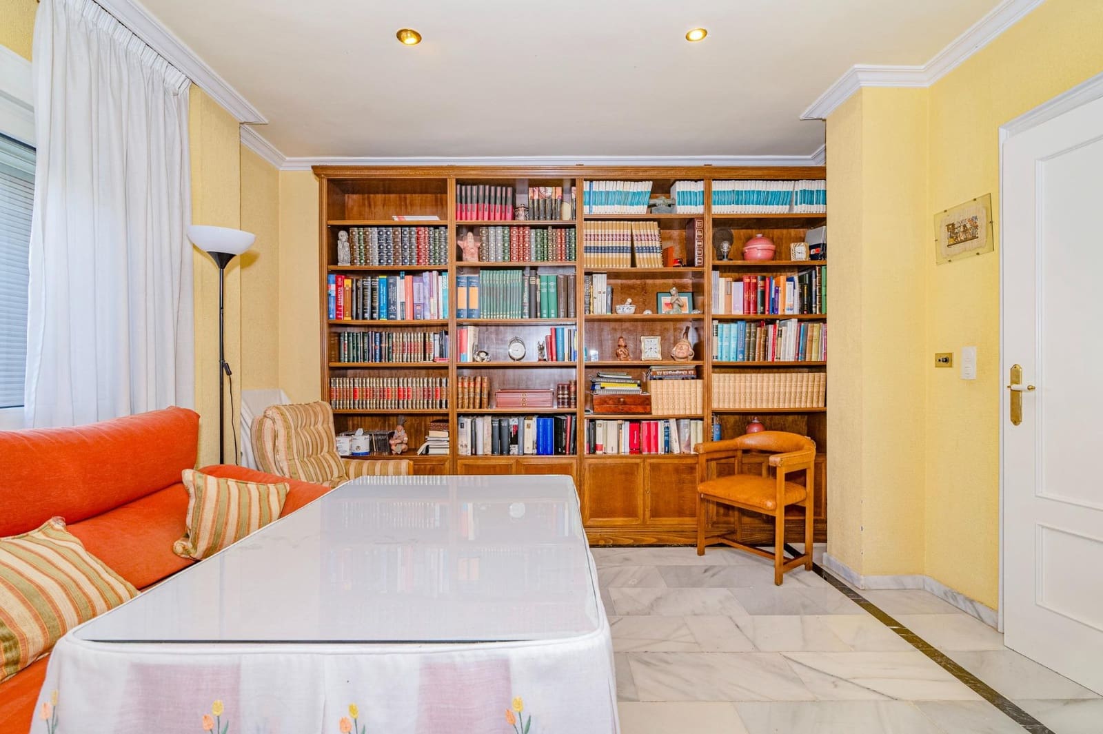 Chalet de 6 habitaciones en Gójar en venta con garaje - 480.000 € (Ref: 9644992)