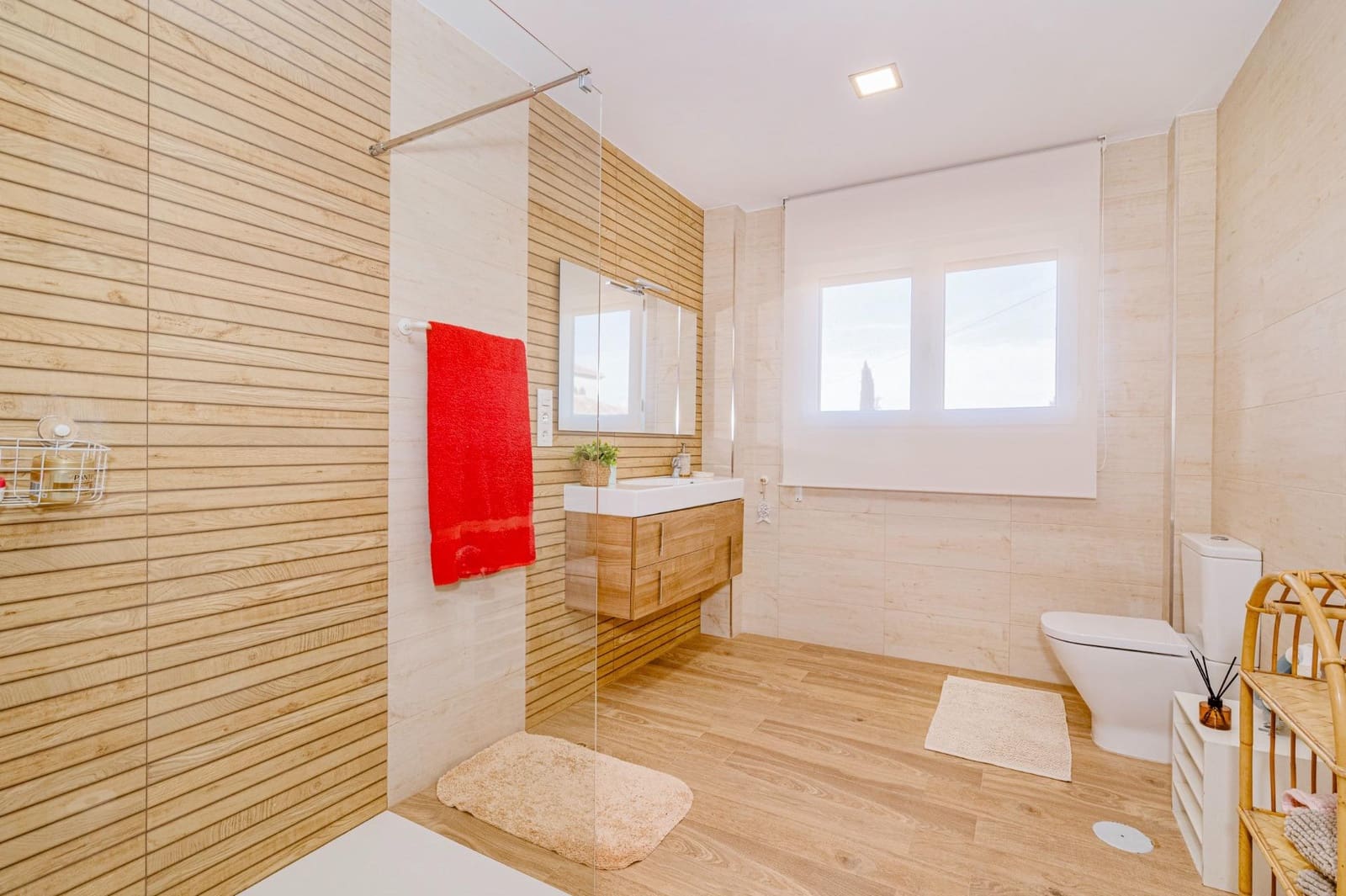 Chalet de 6 habitaciones en Gójar en venta con garaje - 480.000 € (Ref: 9644992)