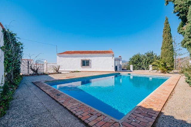 4 slaapkamer Villa te koop in Motril met zwembad garage - € 485.000 (Ref: 9644993)