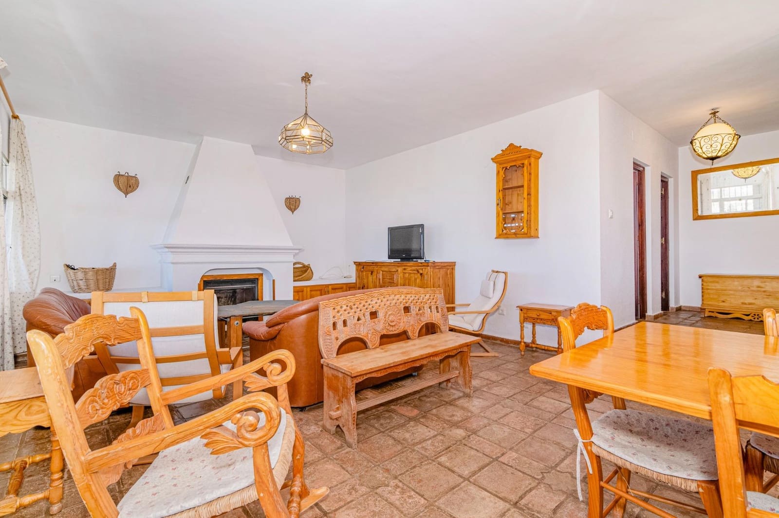 4 slaapkamer Villa te koop in Motril met zwembad garage - € 485.000 (Ref: 9644993)