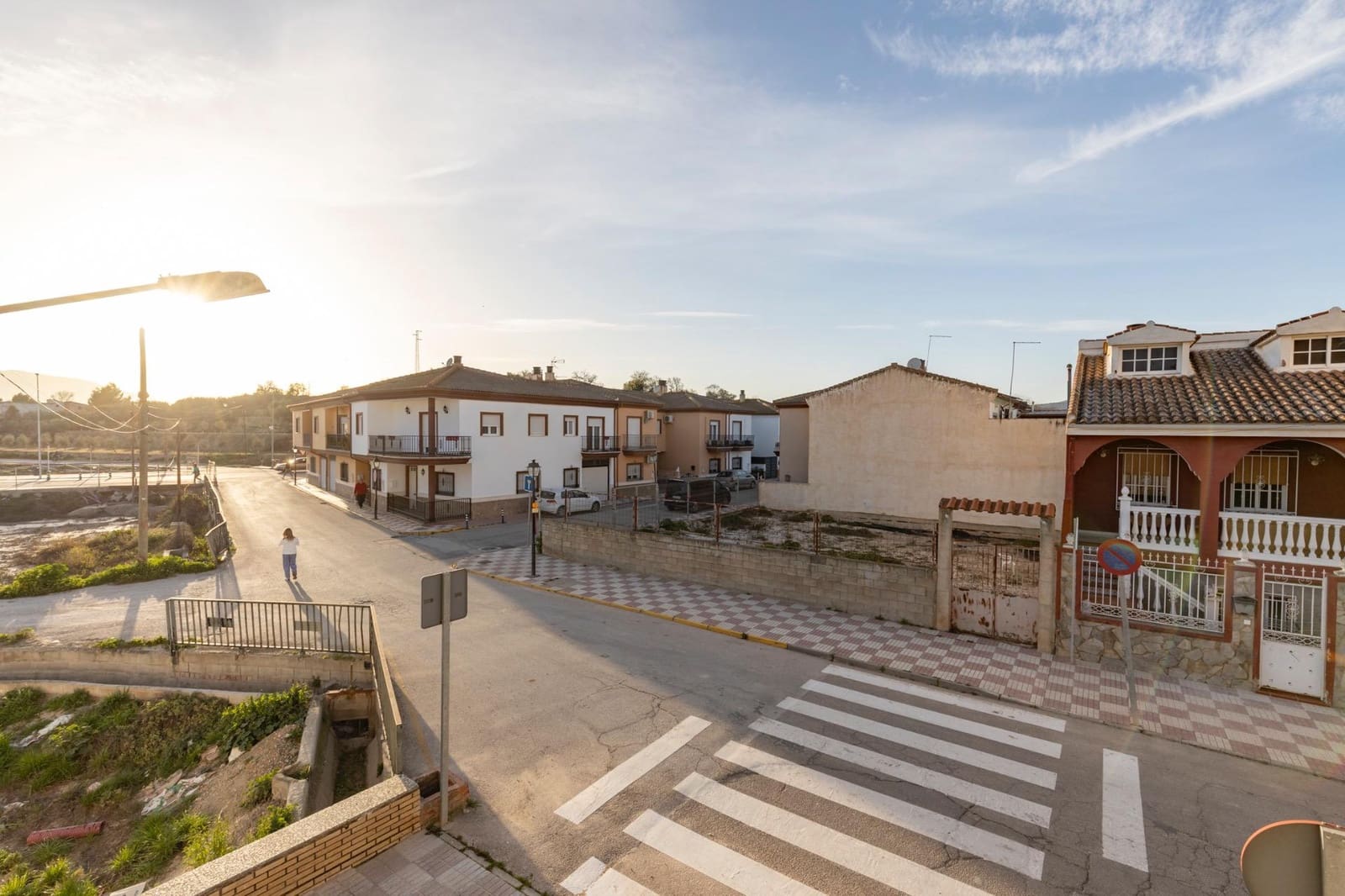 3 chambre Villa/Maison à vendre à Huetor Tajar avec garage - 170 000 € (Ref: 9648086)