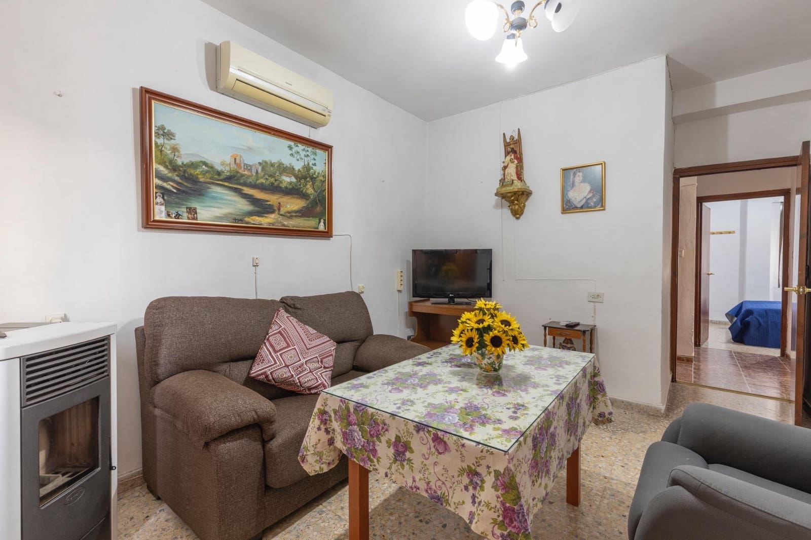 3 chambre Villa/Maison à vendre à Huetor Tajar avec garage - 170 000 € (Ref: 9648086)