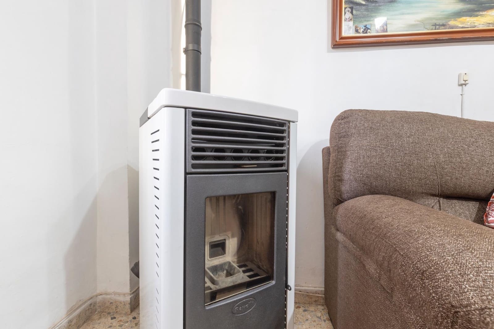 3 chambre Villa/Maison à vendre à Huetor Tajar avec garage - 170 000 € (Ref: 9648086)