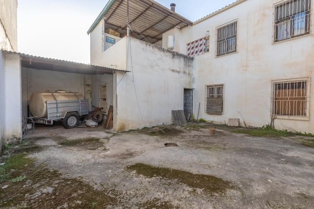 3 chambre Villa/Maison à vendre à Huétor Tájar avec garage - 170 000 € (Ref: 9648086)