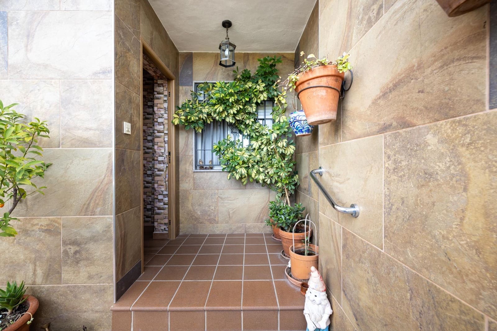 3 bedroom Terraced Villa for sale in Peligros with garage - € 229,000 (Ref: 9648088)