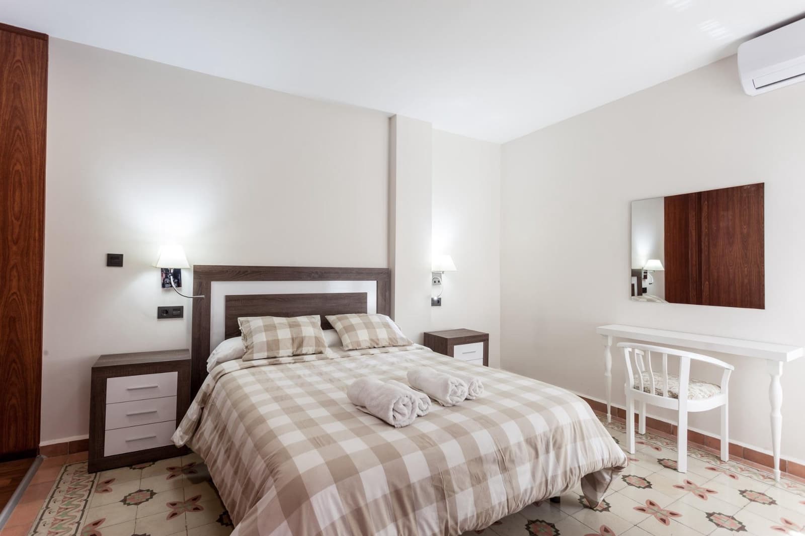 15 quarto Apartamento para venda em Granada cidade - 1 175 000 € (Ref: 9648089)