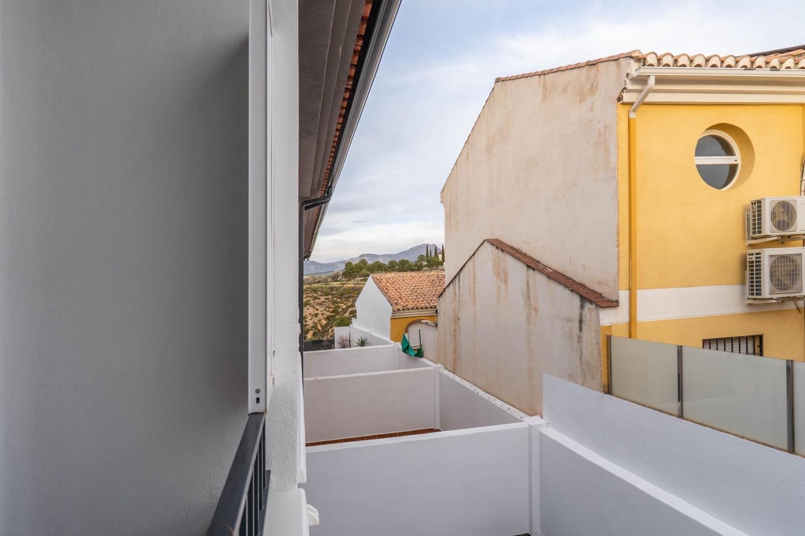 3 sovrum Semi-fristående Villa till salu i Gojar - 269 500 € (Ref: 9651931)