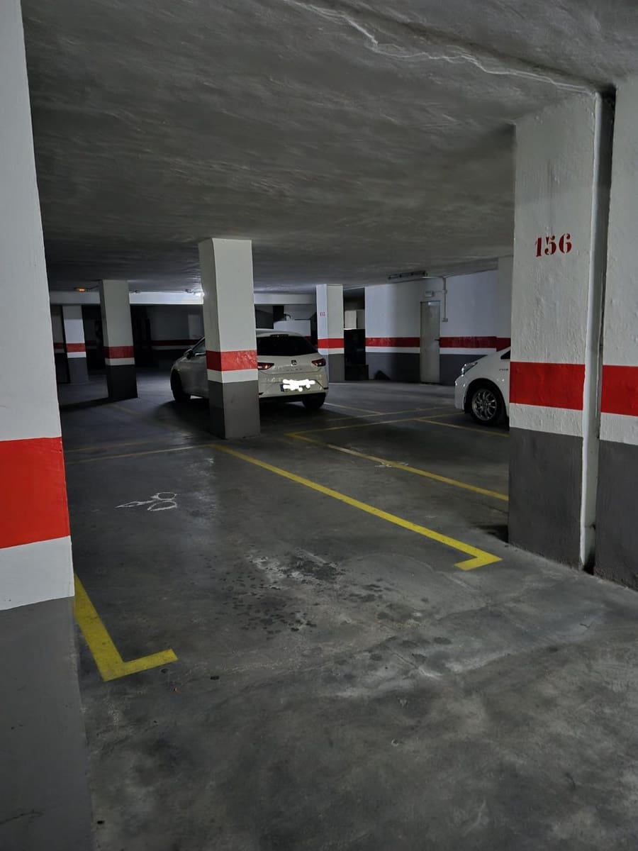 4 quarto Apartamento para venda em Granada cidade com garagem - 218 000 € (Ref: 9656068)