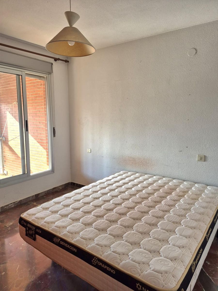 4 quarto Apartamento para venda em Granada cidade com garagem - 218 000 € (Ref: 9656068)